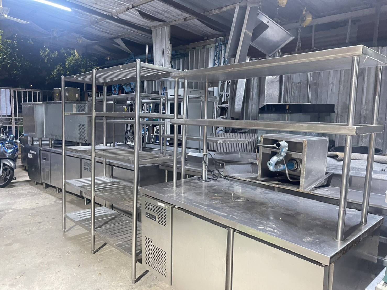 81 - https://ร้านโชคมงคลซื้อของเก่า.com | รับซื้อของเก่าทุกชนิด - ให้ราคาสูง รับซื้อเงินสด บริการรับซื้อถึงที่ 091-1650603 , 063-4309898